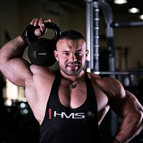 Kettlebell żeliwny pokryty winylem HMS black KNV28 HMS