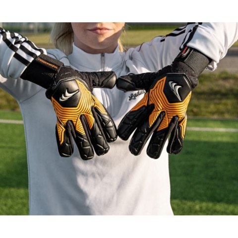 Rękawice bramkarskie Yakima Sport Pro One 100732 Yakimasport
