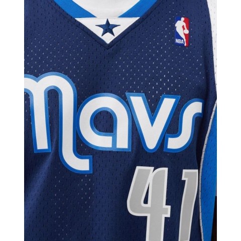 Koszulka Mitchell & Ness NBA Swingman Dallas Mavericks Dirk Nowitzki M SMJY1148-DMA11DNOASBL Mitchell & Ness
