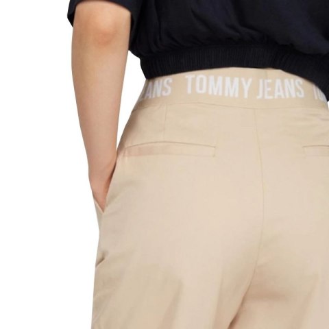 Spodnie Tommy Jeans Tjw Shrs Pleated Tapered Pant W DW0DW09736 Tommy Hilfiger