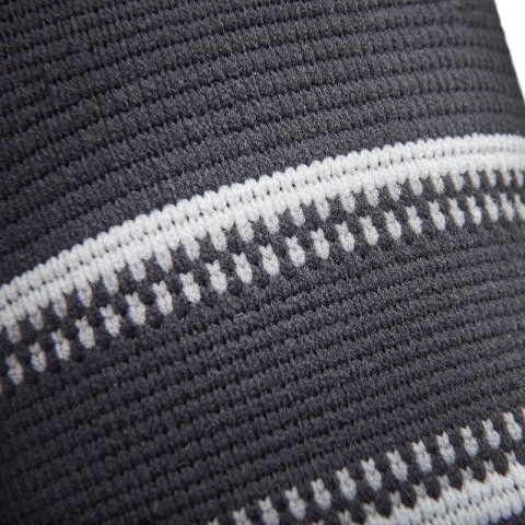 Opaska adidas na nadgarstek L ADSU-12543BK Adidas