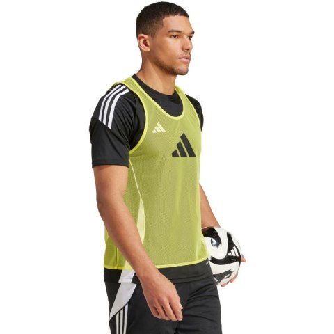 Znacznik adidas Training 24 BIB JF3244 Adidas