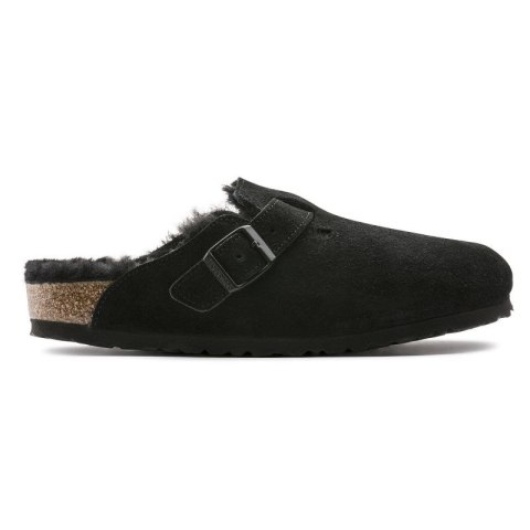 Chodaki damskie ocieplane z wełną owczą Birkenstock Boston Shearling Black skóra zamszowa regular szerokie (0259881) Birkenstock