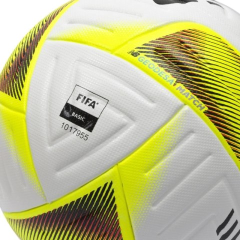 Piłka nożna New Balance Geodesa Match Football - FIFA WHN FB23050GWHN New Balance