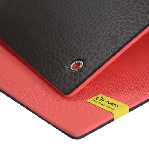 MFK03 RED-BLACK MATA FITNESS KLUBOWA Z OTWORAMI HMS PREMIUM HMS PREMIUM