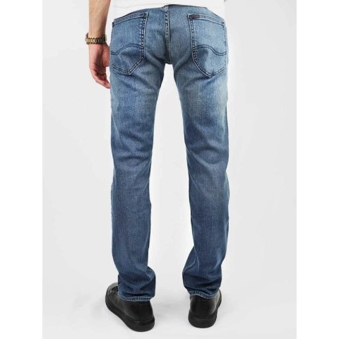 Lee Powell L704DXIS