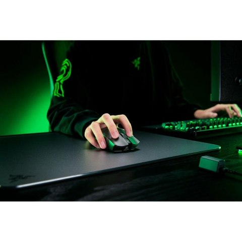 Razer Viper V3 Pro myszka Gaming Po prawej stronie RF Wireless + USB Type-C Optyczny 35000 DPI Razer