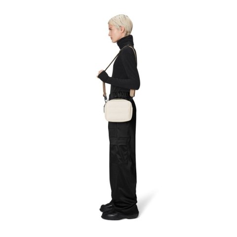 Rains torba wodoodporna SHIELD BOX BAG W3 14950 26 DUNE Rains