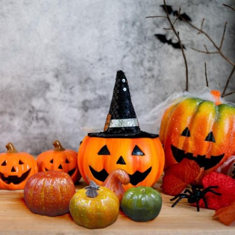 FIGURKA DEKORACYJNA DYNIA HALLOWEEN 4SZT POMARAŃCZOWO - ZIELONA