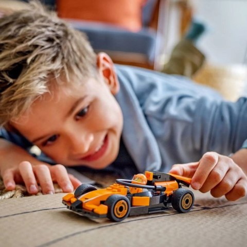 LEGO CITY 60442 F1 Kierowca i bolid McLaren Lego