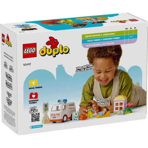 LEGO DUPLO TOWN 10447 Karetka z kierowcą Lego