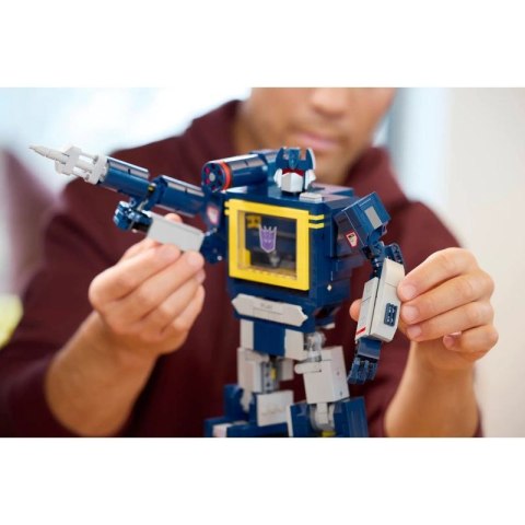 LEGO 10358 ICONS - Transformers: Soundwave Lego