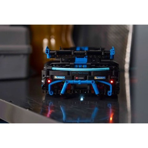 LEGO Technic 42176 Samochód wyścigowy Porsche GT4 e-Performance Lego