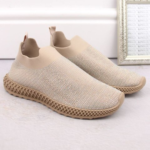 Buty sportowe wsuwane z cyrkoniami D&A W OLI257A beżowe S.Barski
