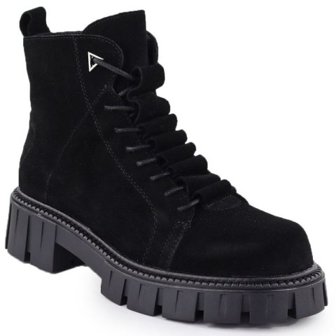 Skórzane botki damskie zamszowe czarne D&A S.Barski Premium Collection JC52-884 D&A