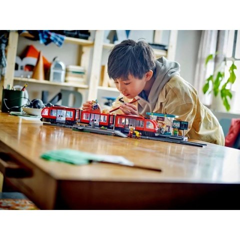 LEGO City 60423 Tramwaj miejski ze stacją Lego