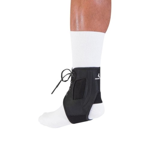 Ochraniacz kostki stawu skokowego Mueller ATF 3 Ankle Brace czarny