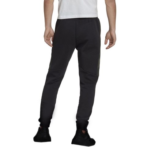 Spodnie adidas Essentials Camo Print Fleece Pant M HL6929 Adidas