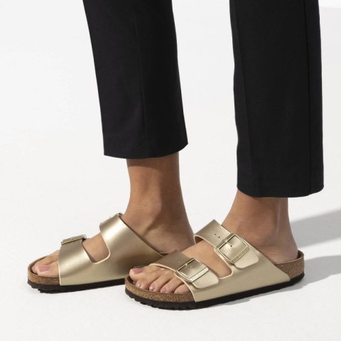 Klapki damskie Birkenstock Arizona Birko-Flor Gold złote regular szerokie (1016110) Birkenstock