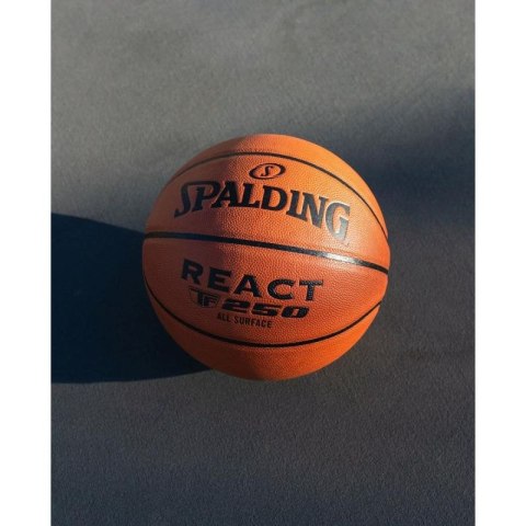 PIŁKA DO KOSZYKÓWKI SPALDING REACT TF-250 R.7 FIBA Spalding