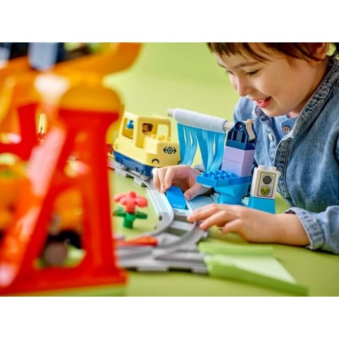 LEGO DUPLO 10428 Duży interaktywny pociąg miejski Lego