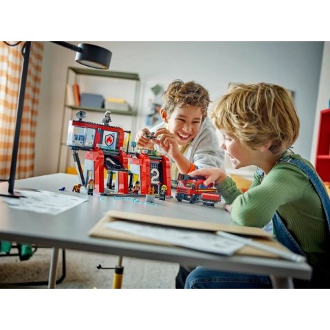 LEGO City 60414 Remiza strażacka z wozem strażackim Lego