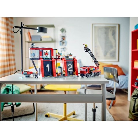 LEGO City 60414 Remiza strażacka z wozem strażackim Lego