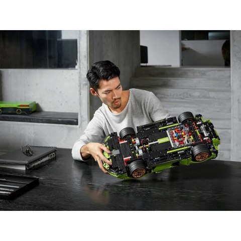 LEGO TECHNIC 42115 Lamborghini Sian FKP 37 Lego