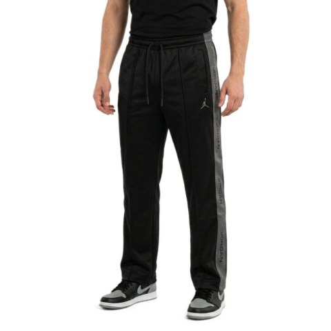 Spodnie dresowe Air Jordan Essentials Tracksuit Pants Czarne - HF9341-010